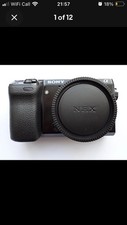 *Mint screen* Sony Alpha NEX-7