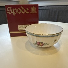 Spode Trapnell Spray Fine Bone