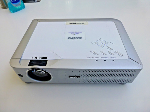 Sanyo plc xu74 3lcd projector - sanyo,