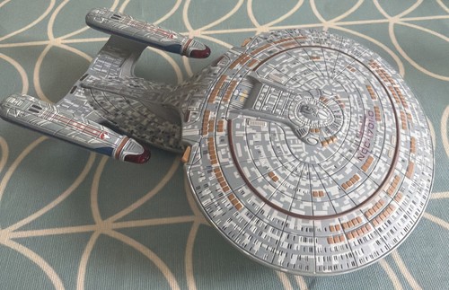Star trek the next generation - star,