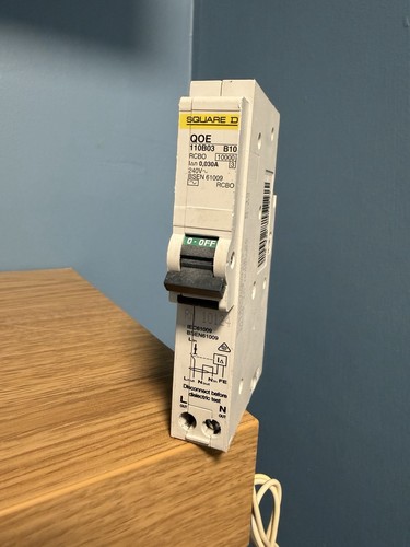 Square amp rcbo - d, b10