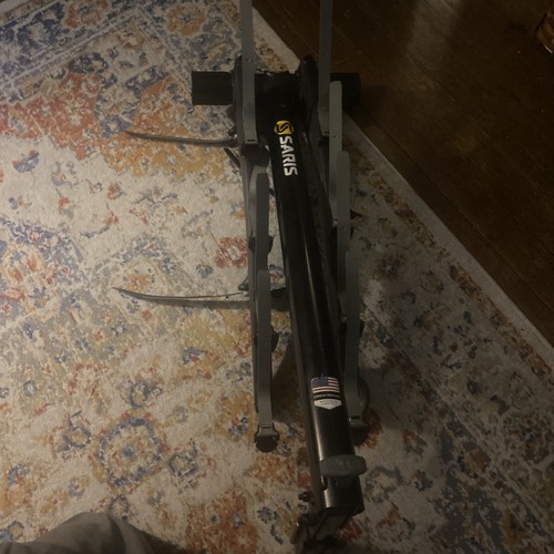 Saris bike rack hitch - rack, car