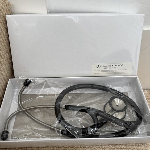 Dual head doctor - head,