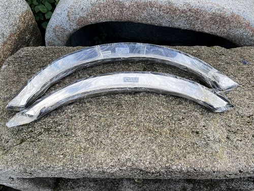 Wheel arch chrome - 4,