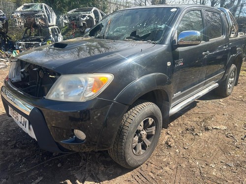 Toyota hilux 2006 black 209 - 2006-15,
