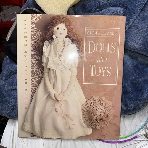 1992 old fashioned - fashioned, dolls