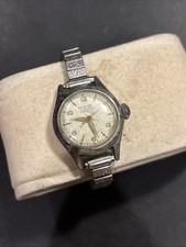 O19 Vintage Ladies Mechanical