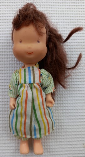 Vintage 1975 holly hobbie - 6",