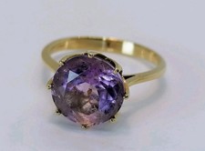 9ct Gold Solitaire Statement