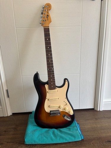 Sunn mustang fender strat - mustang,