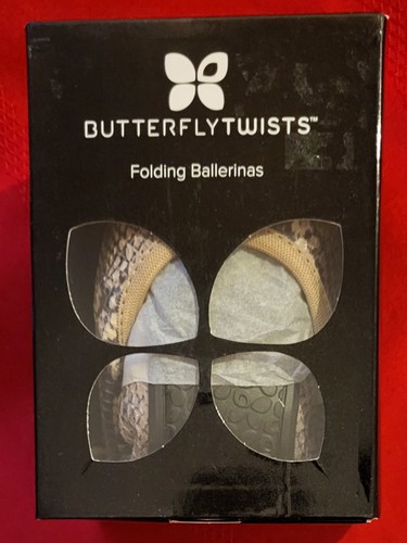 Butterfly twists folding - butterfly,
