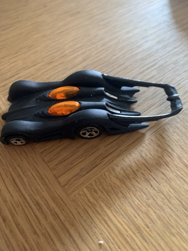 Hot wheels batmobile - hot, 2004