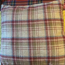 Dunelm Cover & Cushion 22 x 22