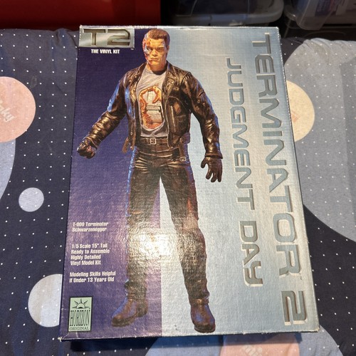 800 terminator judgement - t-800,
