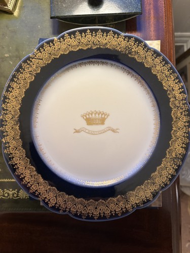 18th sevres cabinet - c., 10¾"
