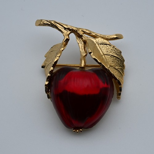 Napier vintage apple brooch - napier,