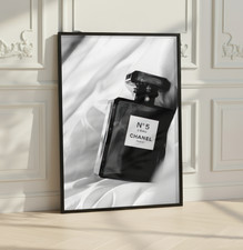 Chanel No.5 Wall Art Print –