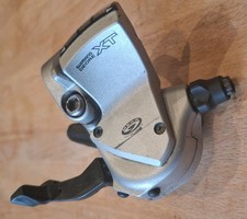 Shimano Deore XT SL-M750 9