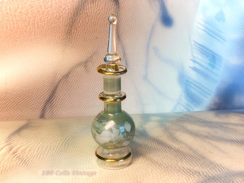 Small marbled green and - , gold