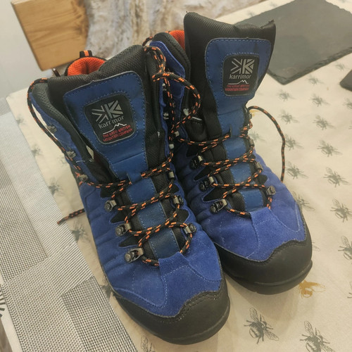 Karrimor walking boots size - walking,