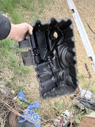 Engine oil sump - engine,