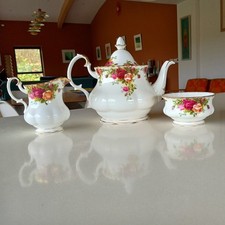 Royal Albert Old Country Roses