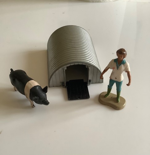 Vintage britains pig sty - britains,