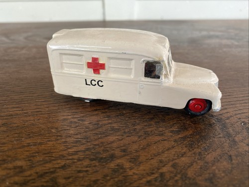 Dinky toys daimler - dinky, ambulance