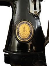 Vintage Singer No 221K1