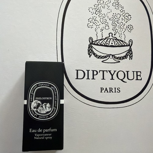 Official diptyque - **, **