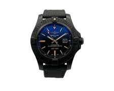 BREITLING Avenger Blackbird