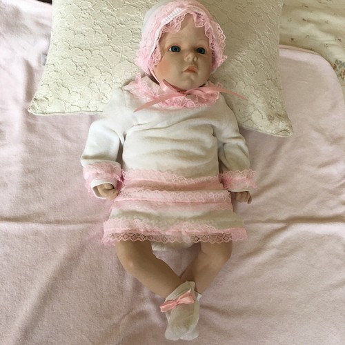 Porcelain baby doll 18 - ,