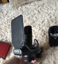 Rode NT1 cardioid condenser microphone Kit - Black