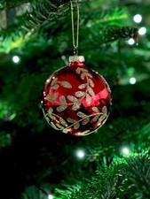 2 x Gisela Graham Red & Gold Leaf Design Christmas Baubles