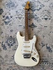 Fender Squier Stratocaster E