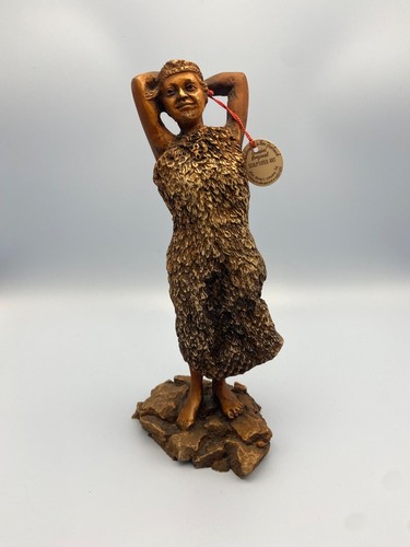 Maori vintage resin sculpture - maori,