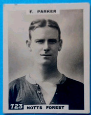 FRED PARKER NOTTINGHAM FOREST SOUTHPORT MAN CITY PINNACE CARD No723 PINNACE BACK