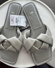 Zara Sandal/Slides Size UK 6