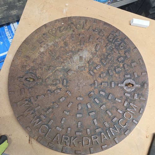 Round cast iron manhole cover - round,