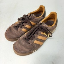 Adidas AS 520 Trainers Size 6