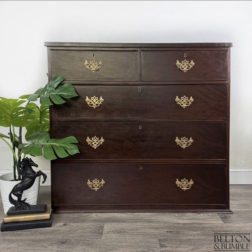Antique style solid - style, chest