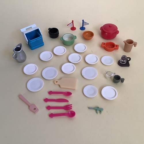 Plastic dolls house kitchen - plastic,