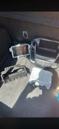 Genuine ford focus - ✅, sat