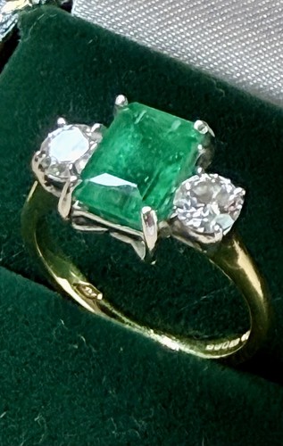 Real emerald and diamond - and, ring