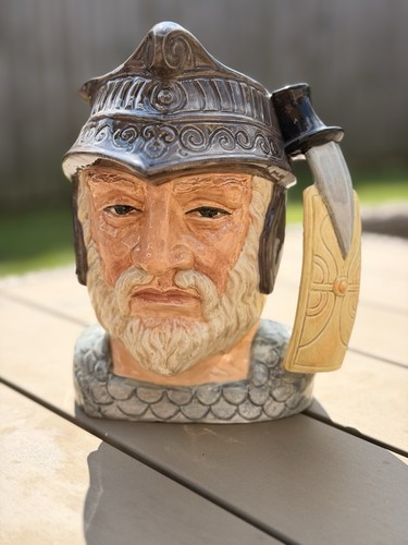 Royal doulton gladiator - doulton,