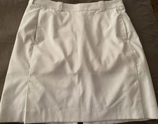 LADIES SMART WHITE NIKE GOLF SKORT SIZE 10