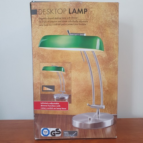 Green glass banker desk lamp - green,