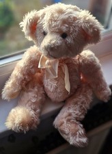 Isabella Collectible Pink