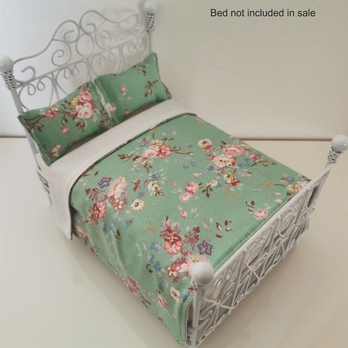 Handmade dolls house bedding - dolls,