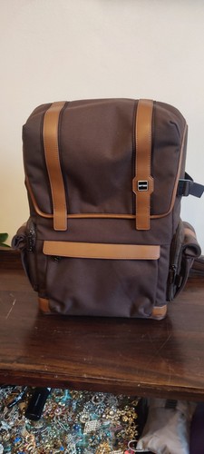 Gitzo camera back pack - back,